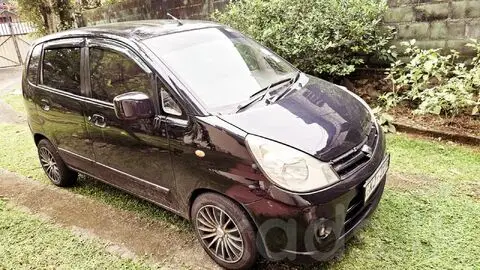 Suzuki Estilo