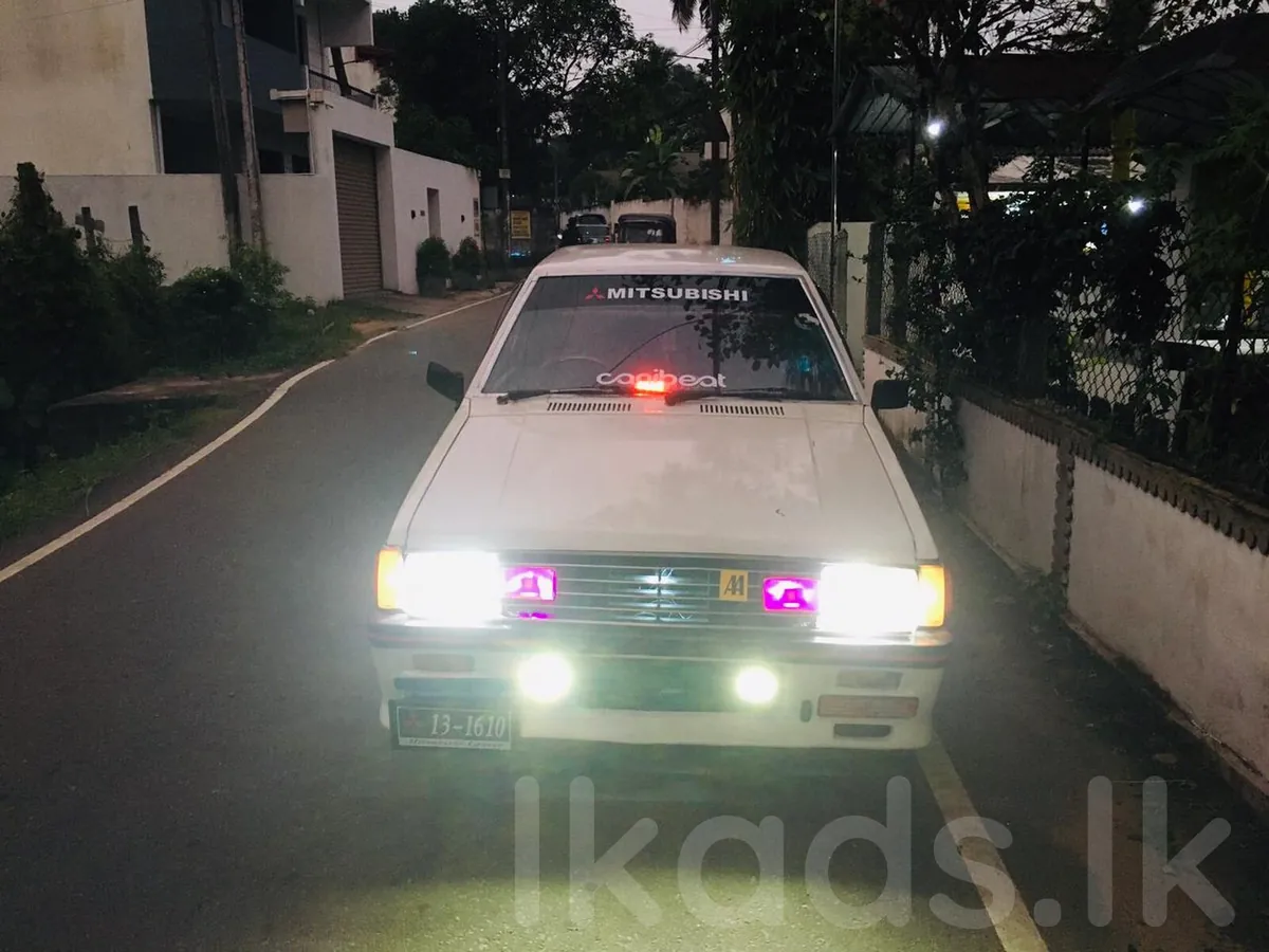 Mitsubishi Lancer Box