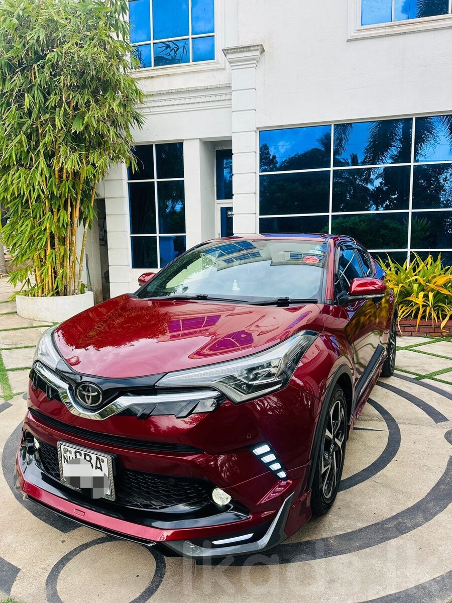 Toyota CHR NGX50 2016