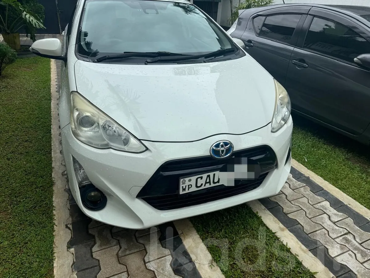 Toyota Aqua 2016