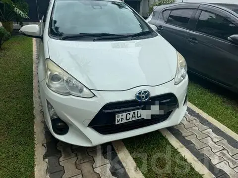 Toyota Aqua 2016