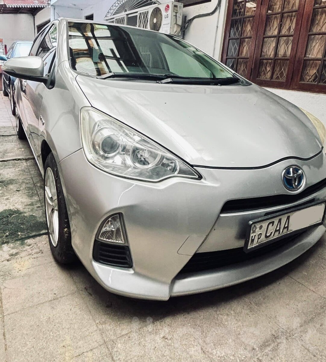 Toyota Aqua S Grade 2013