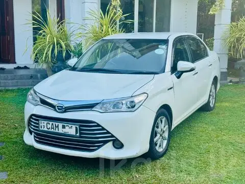 Toyota Axio 2015