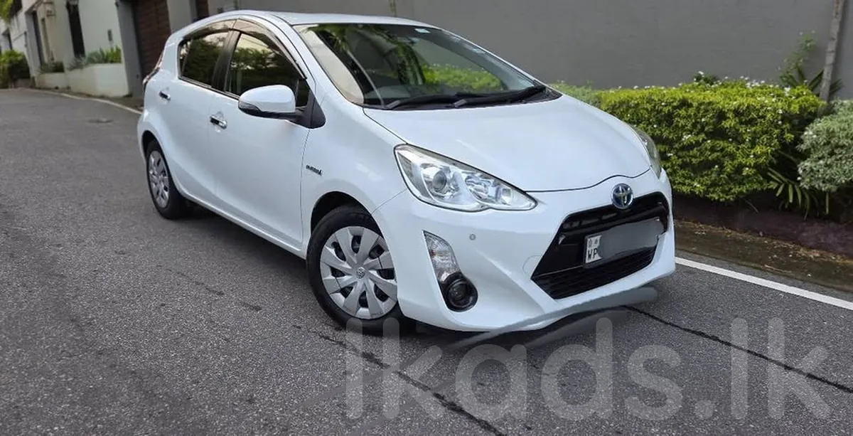 Toyota Aqua 2016 in Colombo, Dehiwala-Mount Lavinia