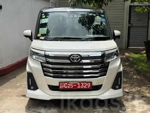 Toyota Roomy Custom G 2024