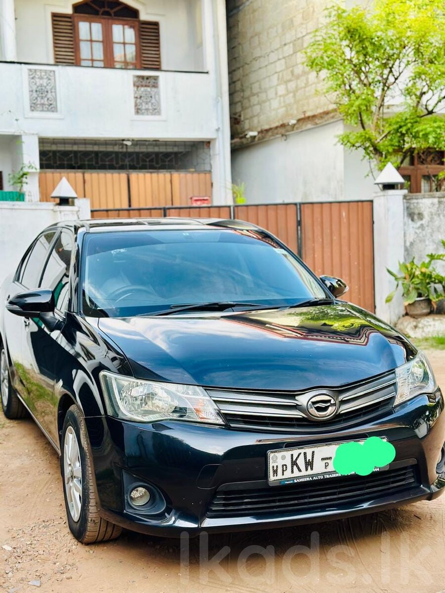 Toyota axio 2012