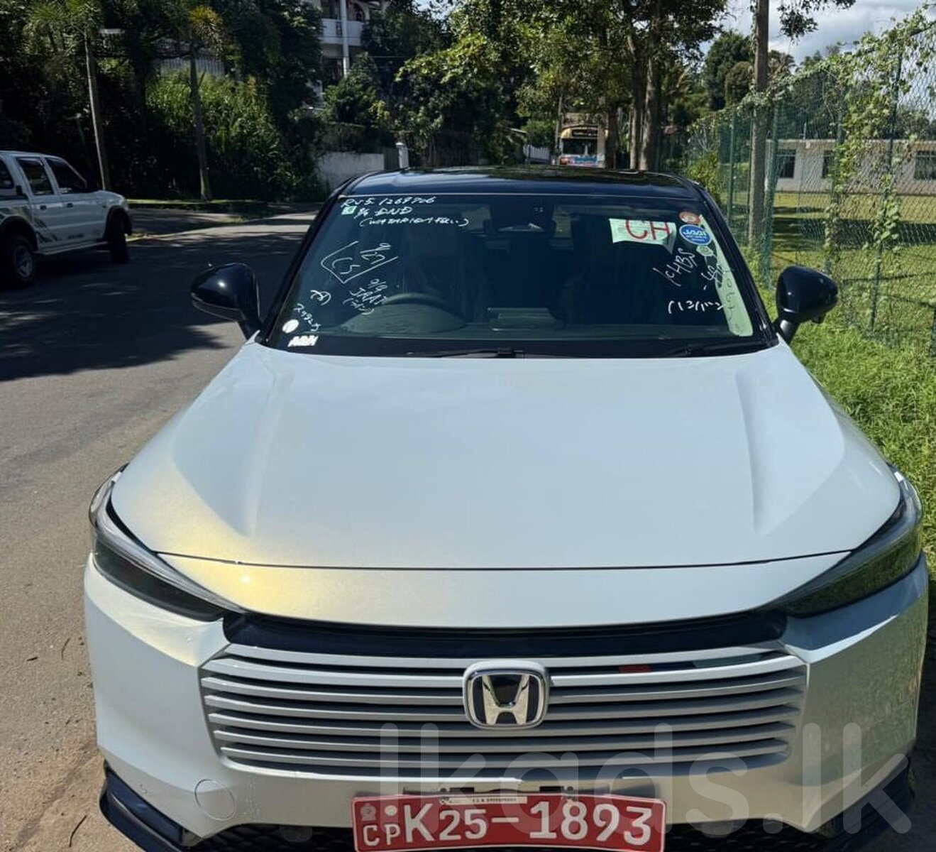 Honda Vezel Z play package 2025