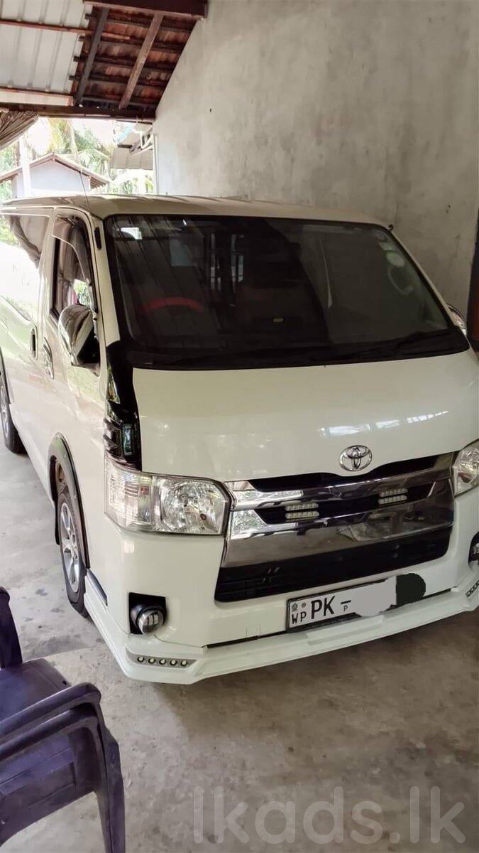 KDH HIACE SUPER GL 2017