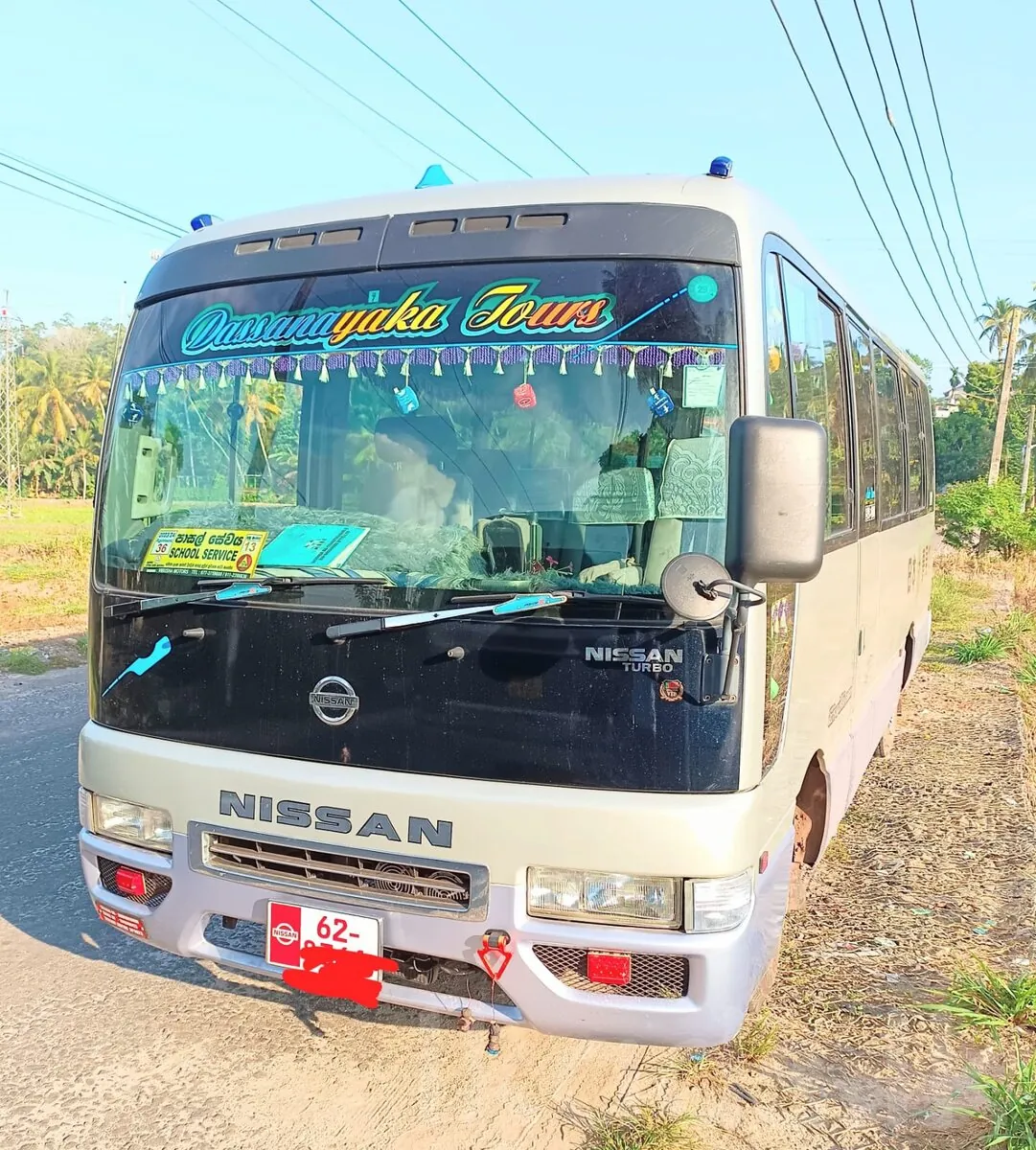 Nissan civilian 1991