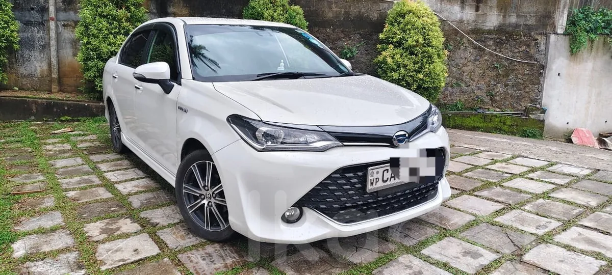 Toyota Axio WXB 2017