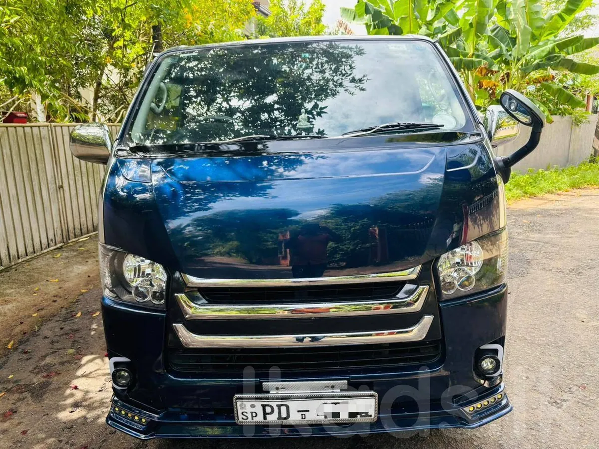 KDH HIACE SUPER GL