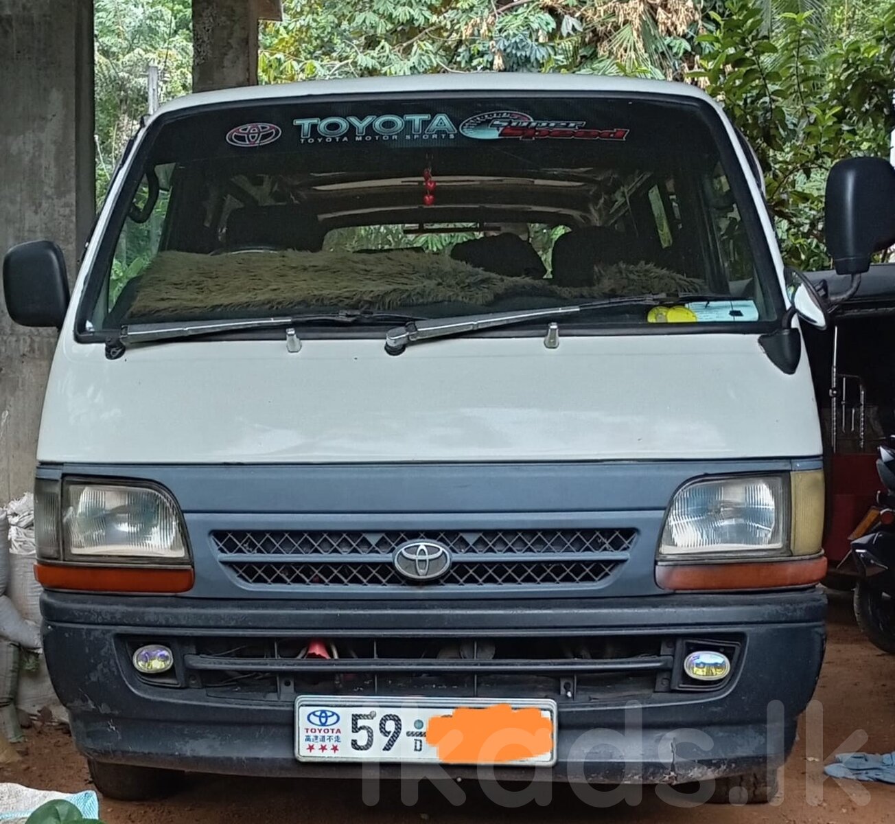 Toyota Hiace Dolphin LH 113 1991