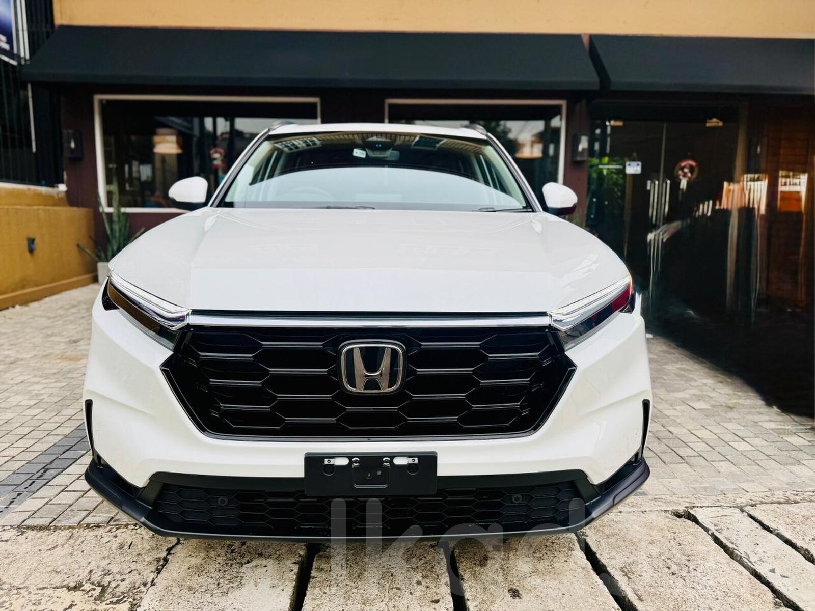 𝗛𝗼𝗻𝗱𝗮 𝗖𝗥-𝗩 𝗩𝗧𝗶 𝗟𝟳 –𝟭.𝟱𝗟 𝗣𝗹𝗮𝘁𝗶𝗻𝘂𝗺 𝗪𝗵𝗶𝘁𝗲 𝗣𝗲𝗮𝗿𝗹 2025