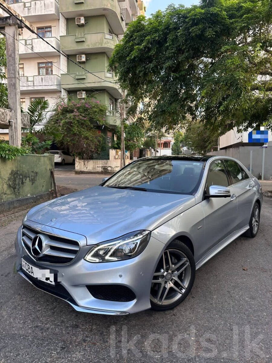 Mercedes Benz E300 Bluetech Hybrid 2015