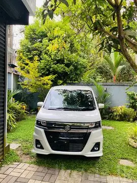 Suzuki Wagon R Custom Z (ZX Grade) 2025