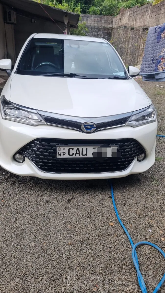 Toyota Axio WXB 2017