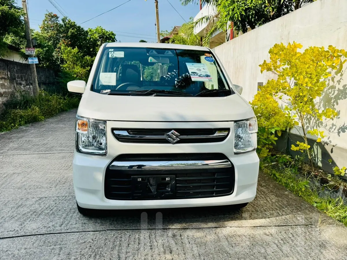 Suzuki Wagon R FX Hybrid 2024
