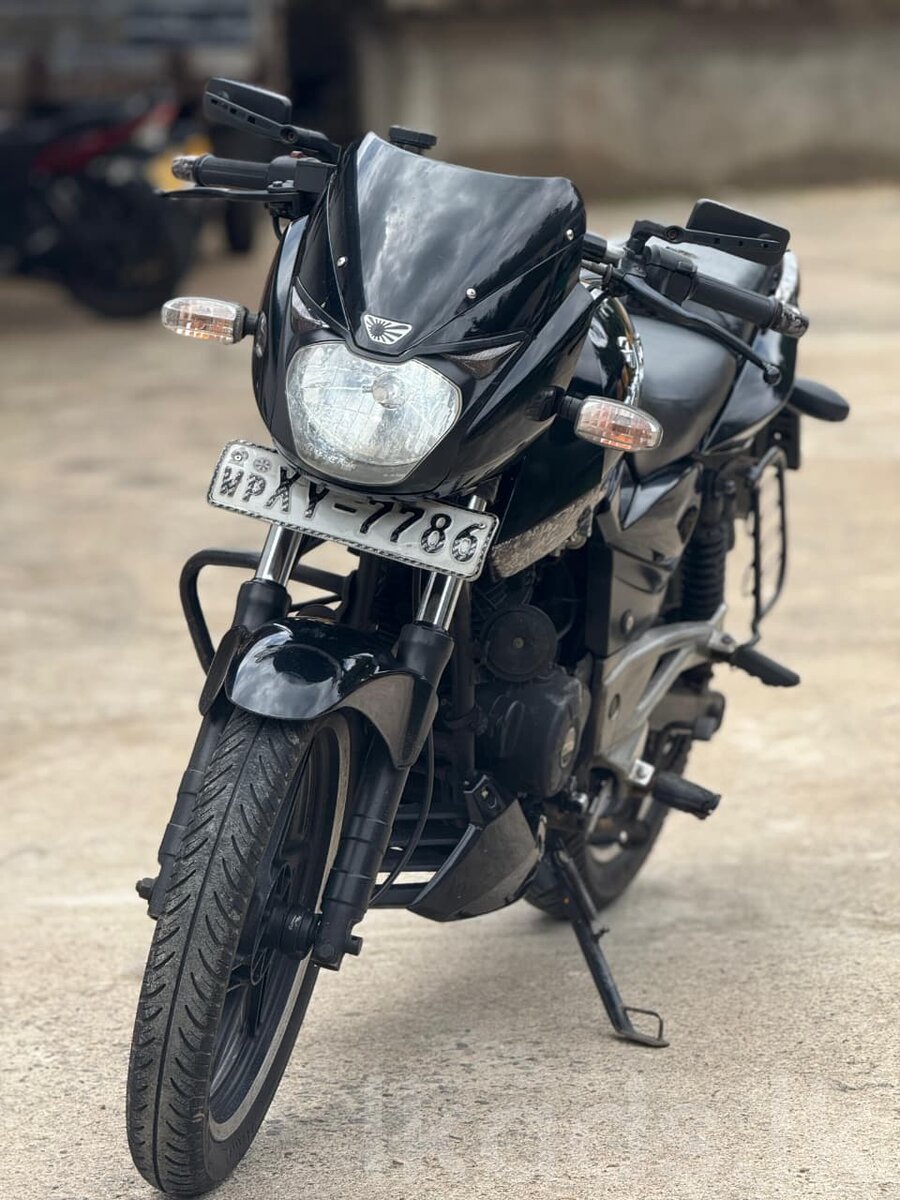 Bajaj Pulsar 180 Black 2013