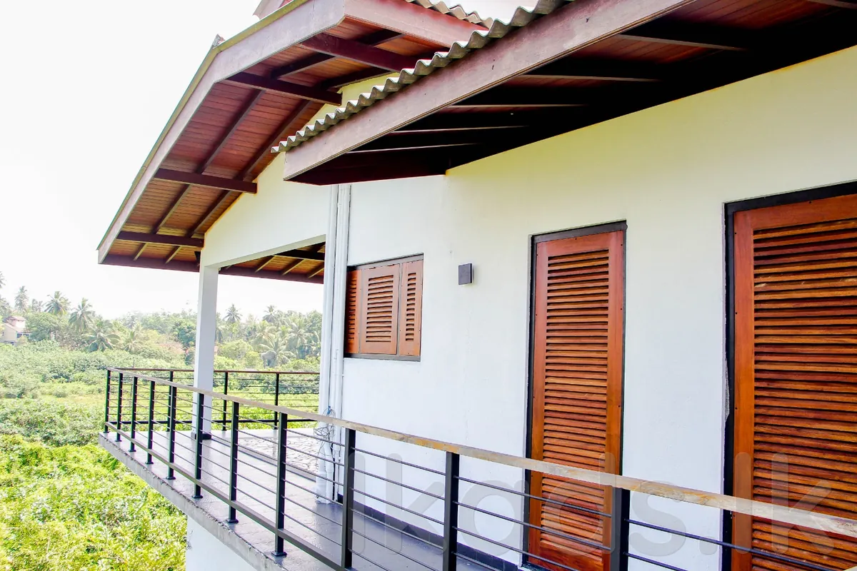 LUXURY HOUSE FOR SALE IN MALABE | 9000 Sq.ft