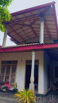 URGENT SALE - Land & Two-Storey House in Homagama, Dampé