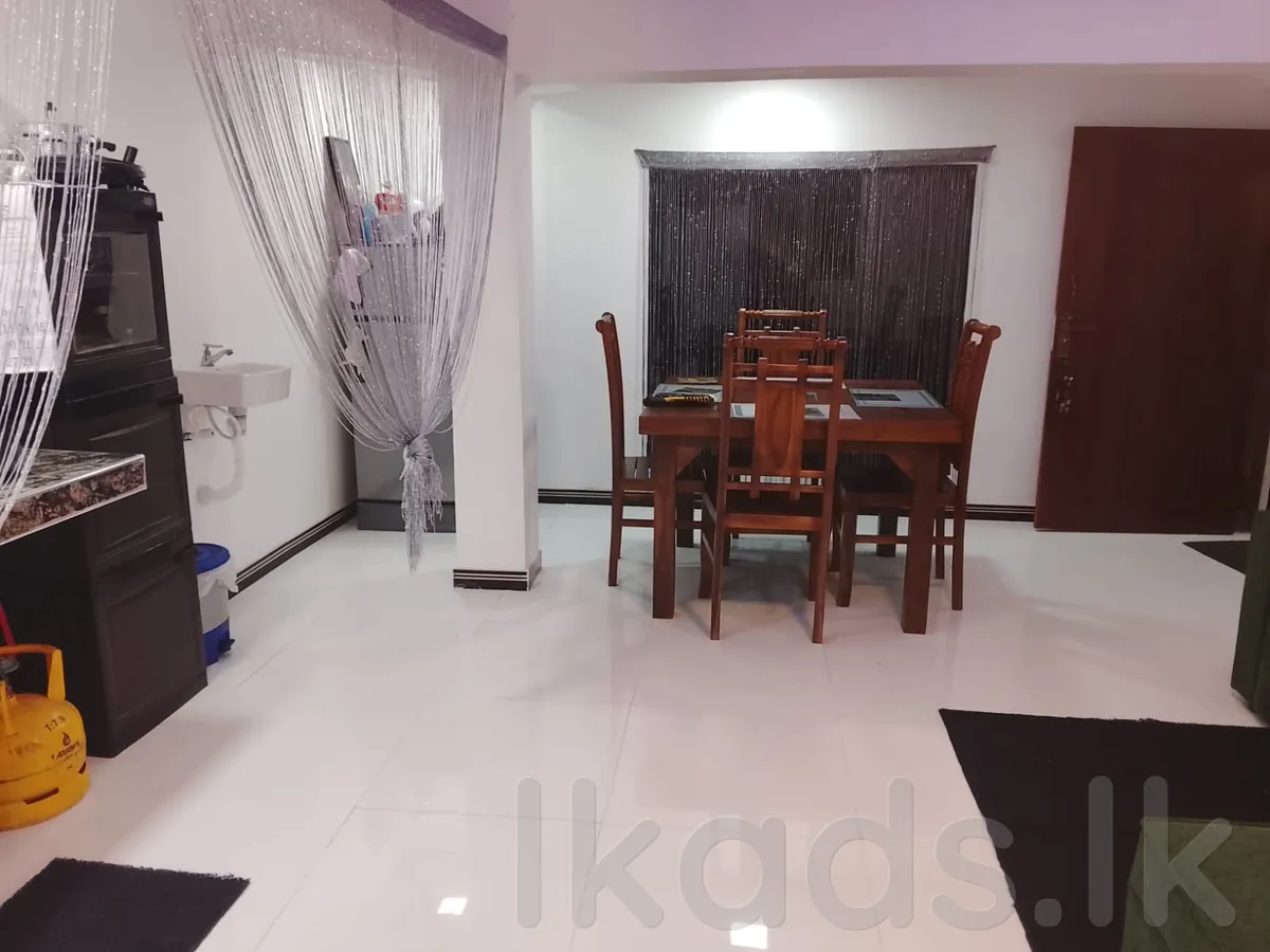 BUILDING FOR SALE IN DAMBULLA CITY LIMITS