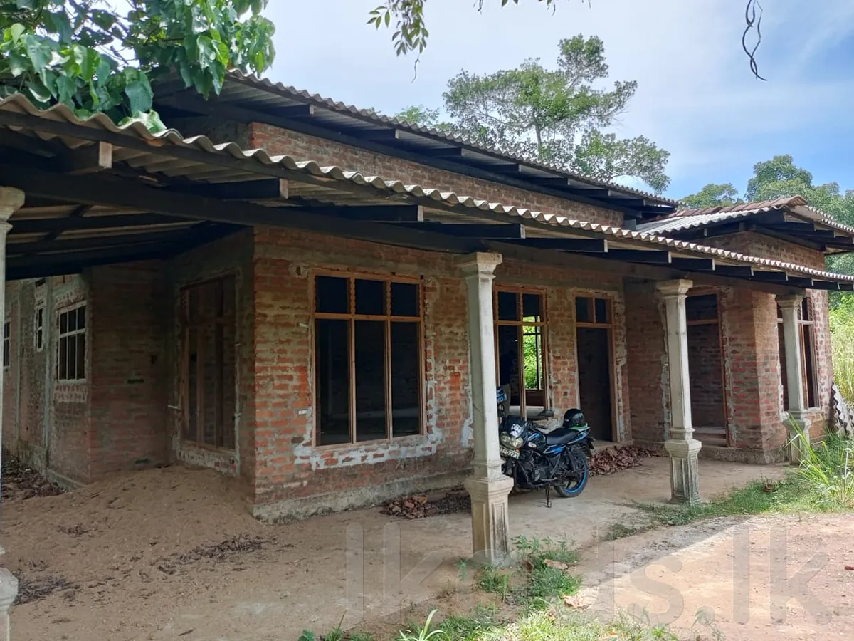 Land with House for Sale in Bibila