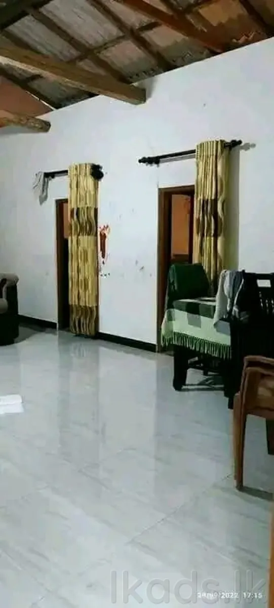 කුරුණෑගල - ගෝනගමට 2km - රන්ගම බස් පාරට 700m - රත්මලේ පර්චස් 25ක නිවසක් විකිණීමට