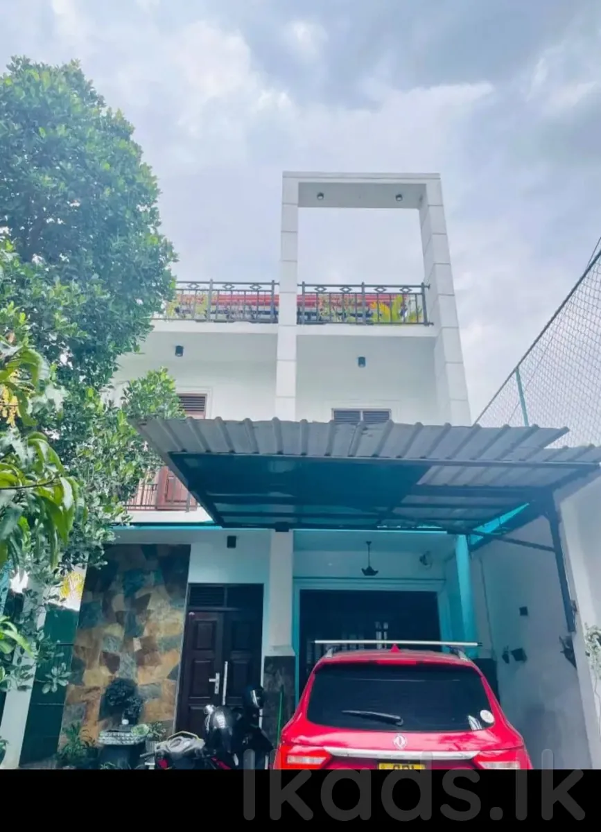 Fully Completed 3 Storey House for Sale Near Kotikawatta | 10 Perches