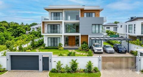 Modern luxury house for Sell
