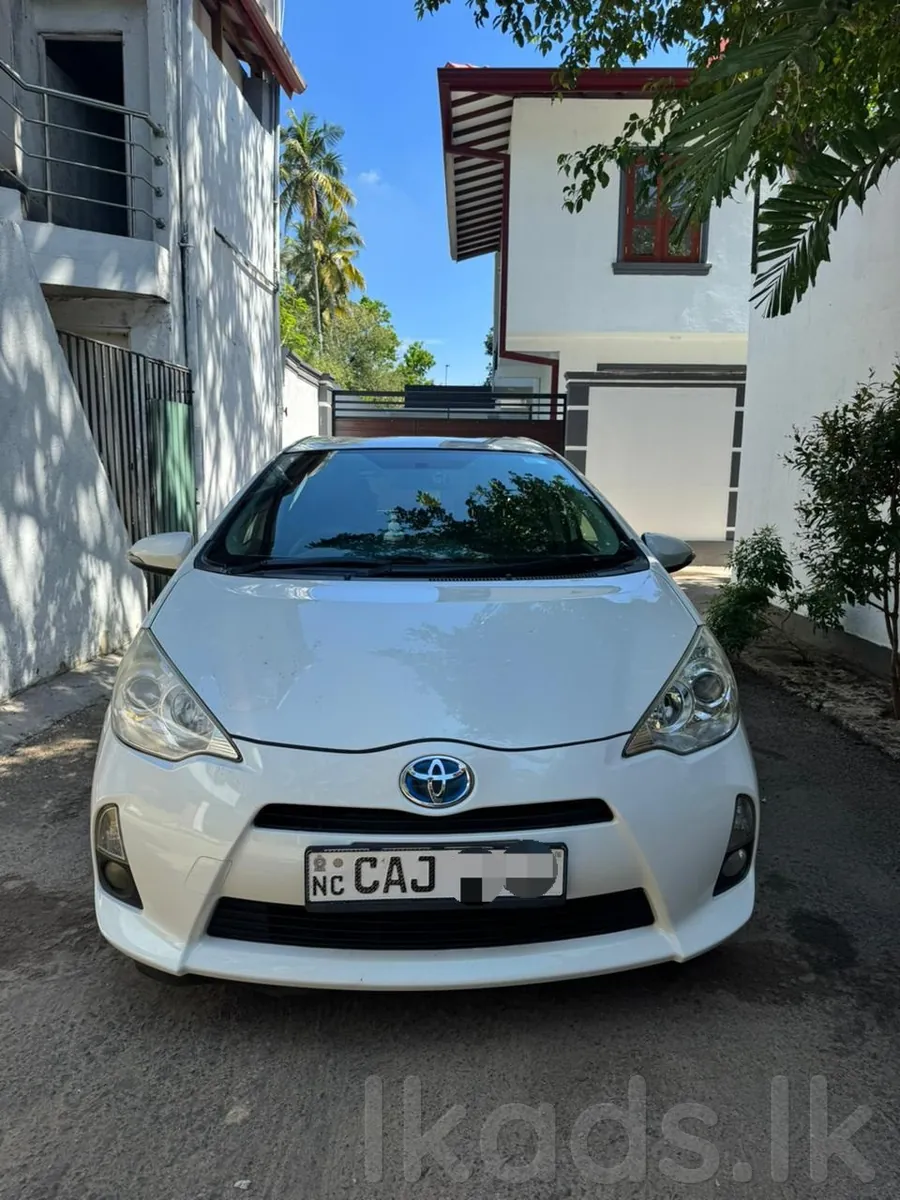 TOYOTA AQUA S LIMITED – 2014/2015 – PILIYANDALA