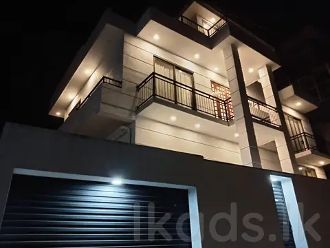 Modern House for Sale in Kottawa, Siddamulla | 6 Perches
