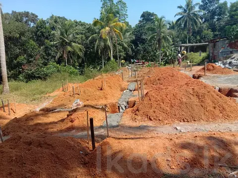 Land for Sale in Weliveriya -Henegama