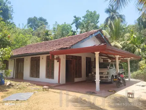 Land with House for Sale in Aranayaka, Kegalle- 105 Perches