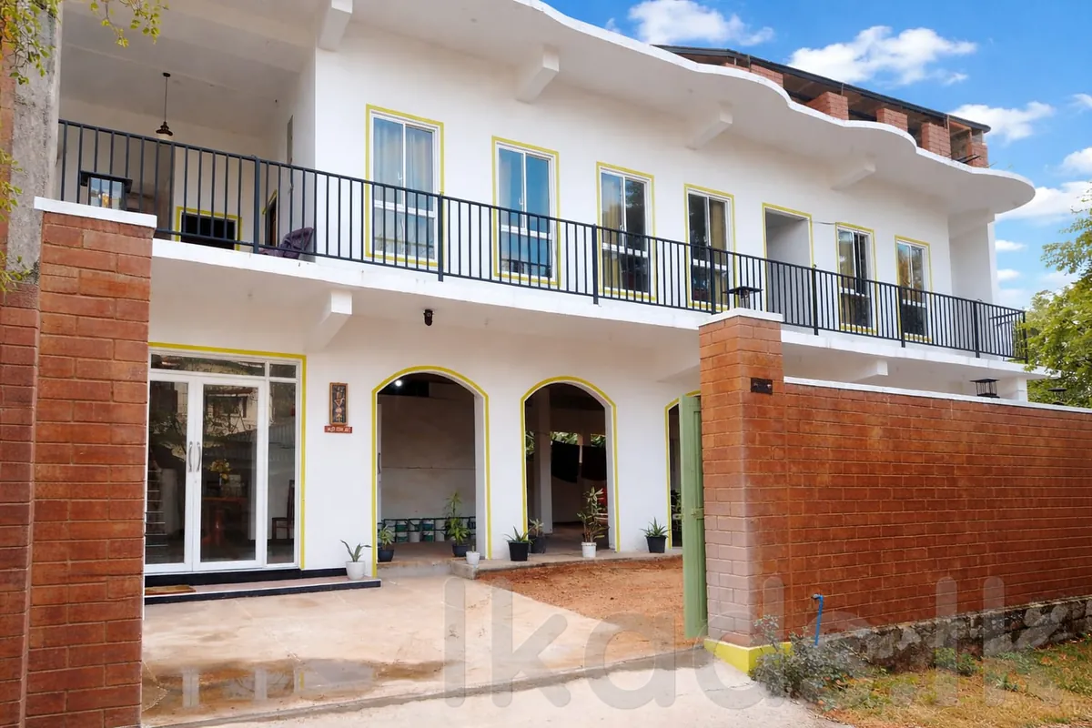 Hotel for Sale in Dambulla – Running Business | 3 Stories | 21 Perches