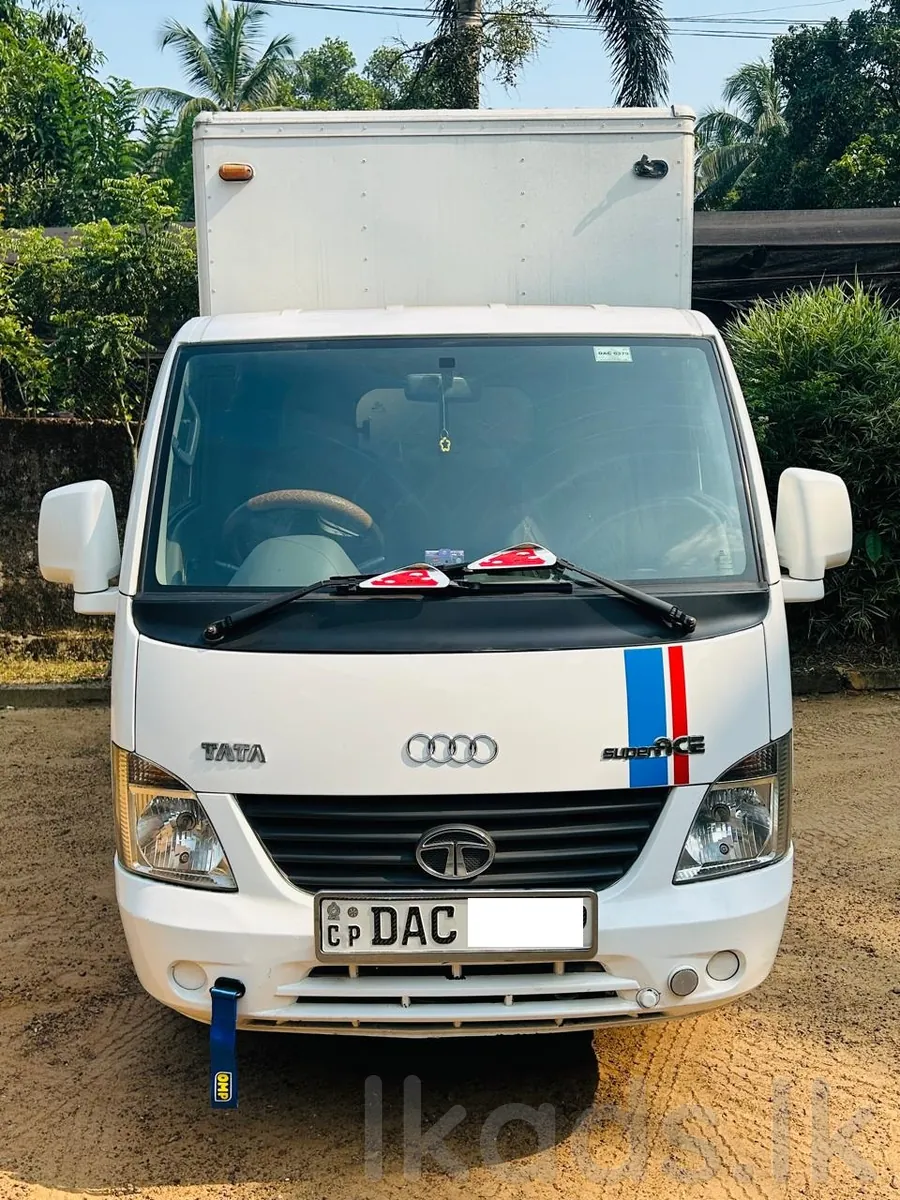 TATA DEMO LOCCA for Sale  2015