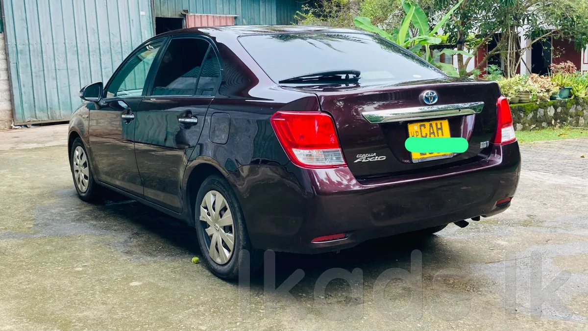 Toyota Axio G grade hybrid for sale -2015 pannala, kuliyapitiya photo 5