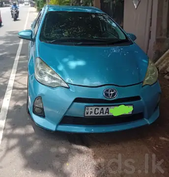 Toyota Aqua S Grade for Sale – 2012/2014