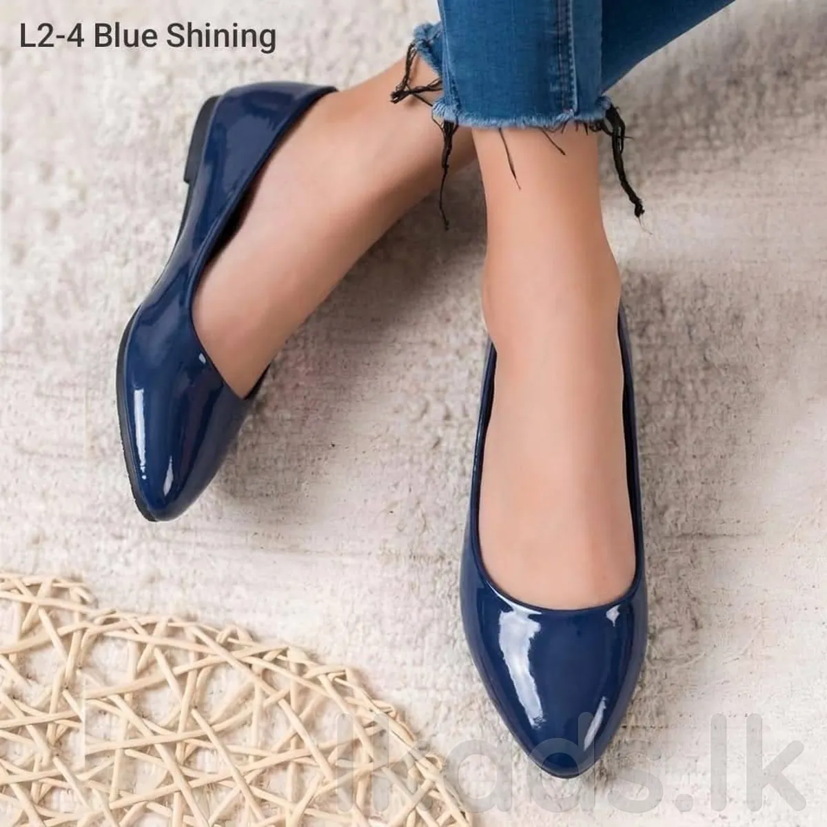 Premium Shining Pointed Toe Flat Shoes for Women photo 3