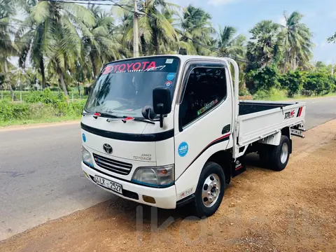 Toyota Dyna Lorry for Sale – 2004/2010 – 348,000 KM