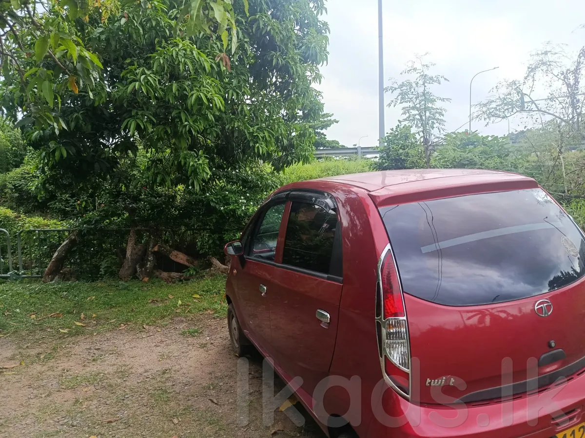 Tata Nano for Sale – 2016 photo 3