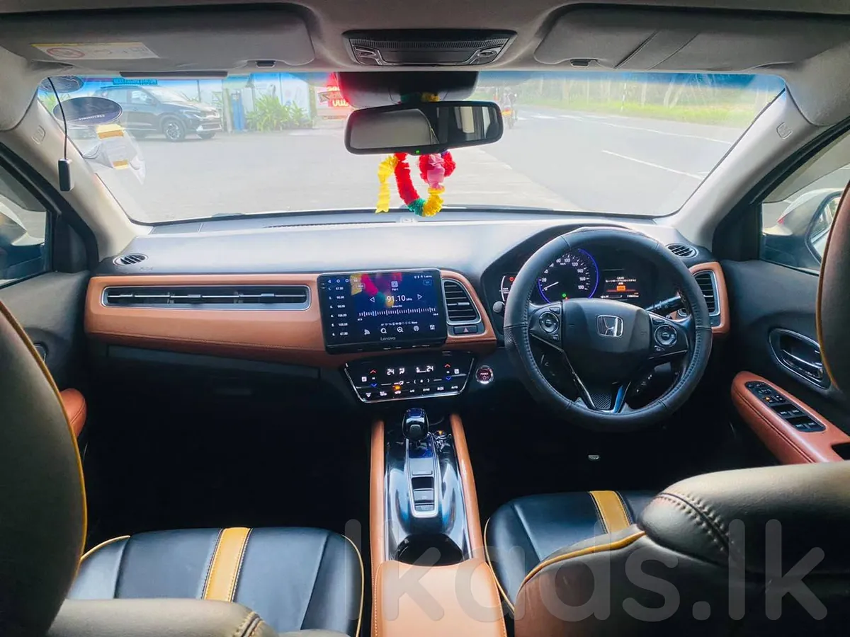 Honda Vezel  2016 photo 4