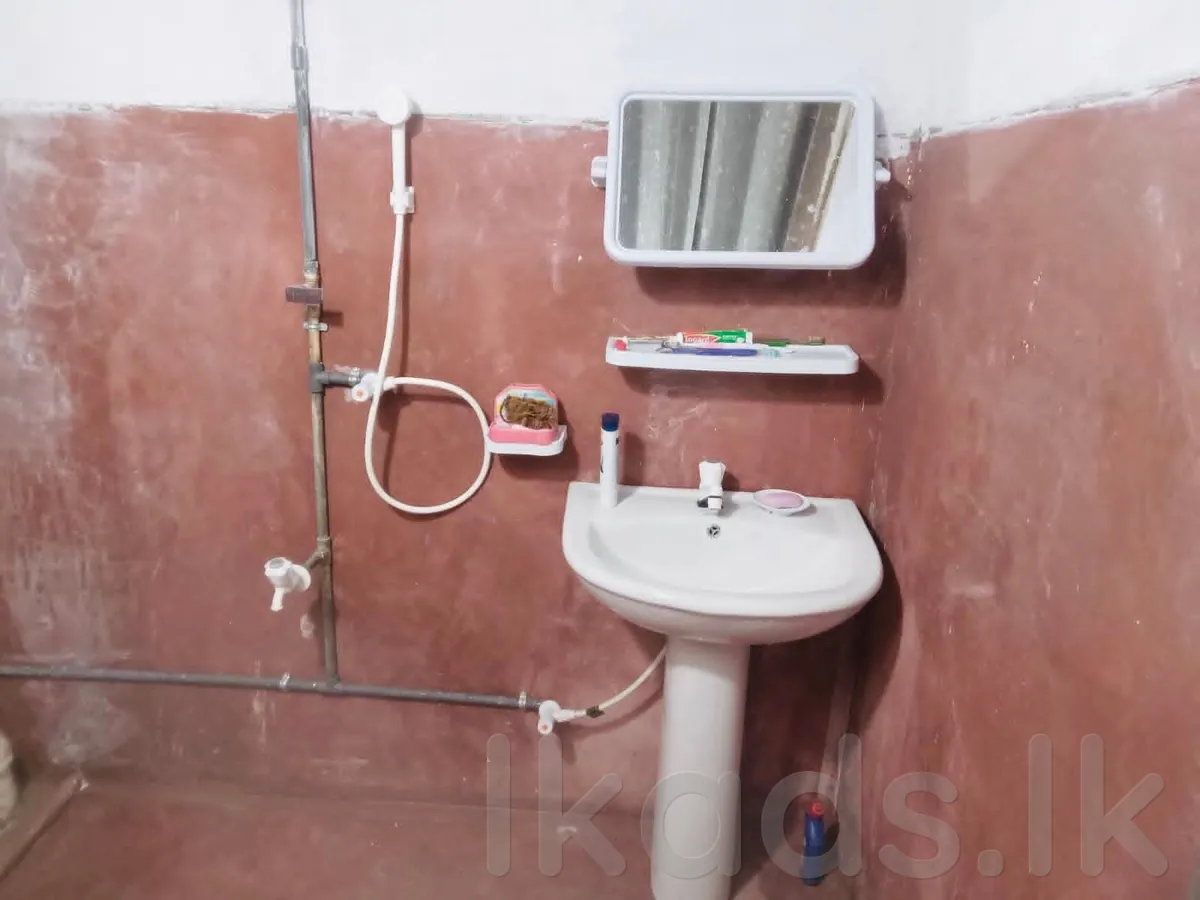 Aluthgama – Alpitiya Road – Kanahentota – 15 Perches House for Sale photo 5