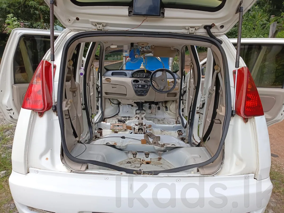 Micro Trend 2012 Car (Used) for Sale photo 5