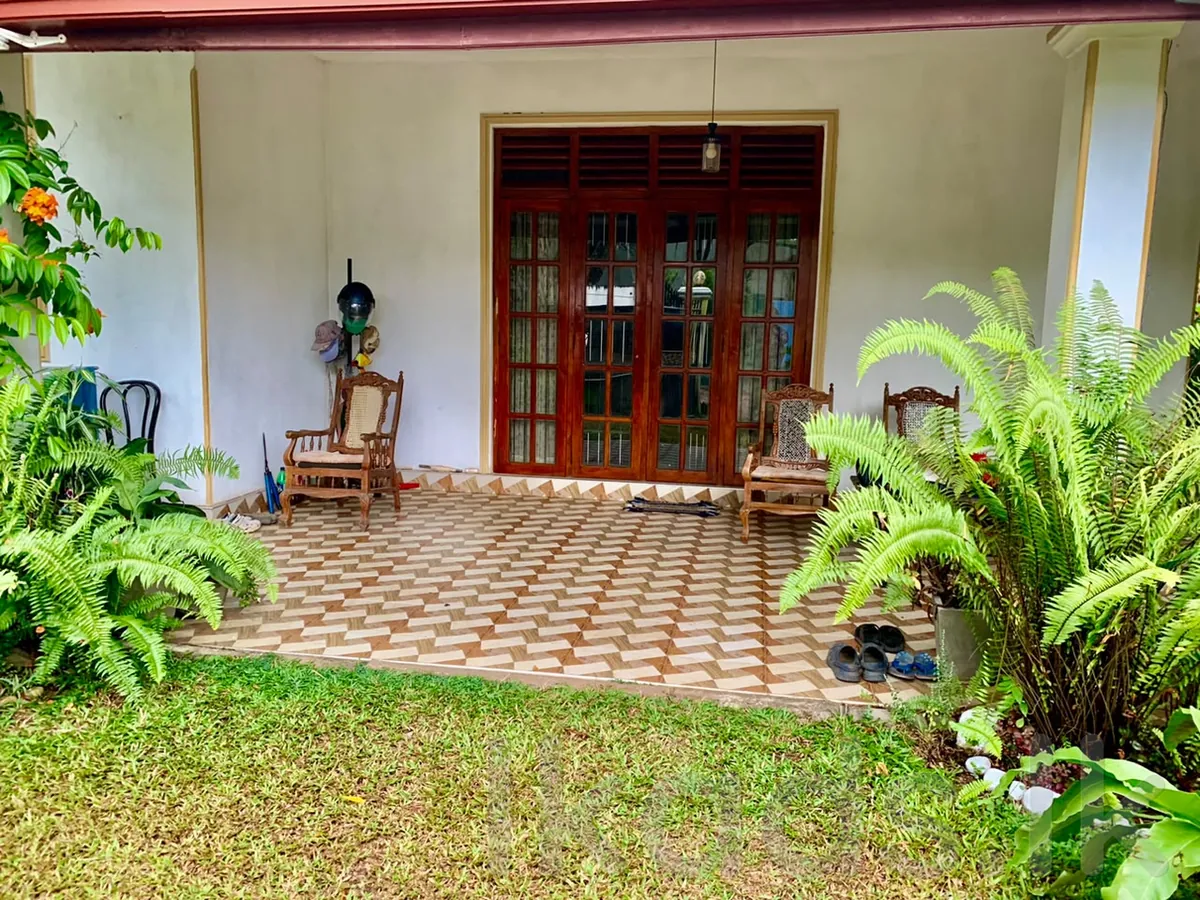 Fully Completed 2-Storey House for Sale Nittambuwa photo 9