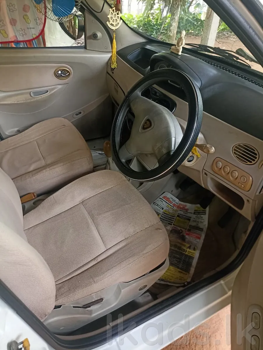 Micro Trend 2012 Car (Used) for Sale photo 3