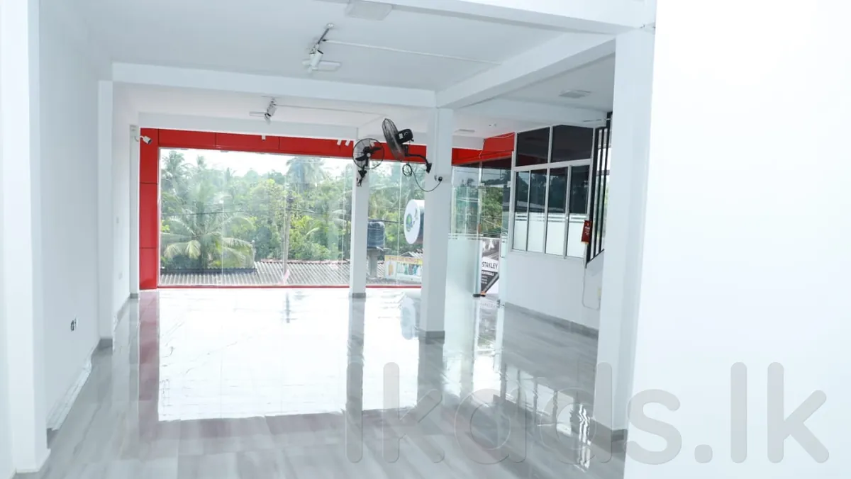 Commercial Building for Sale in Gampaha – Ganemulla photo 4