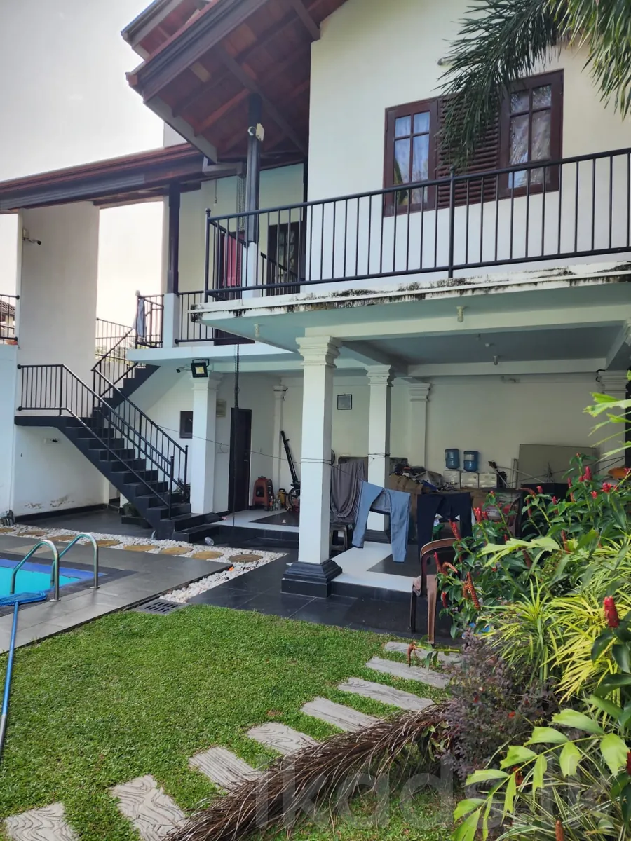 Negombo – Luxury House for Sale – 29.8 Perches photo 2