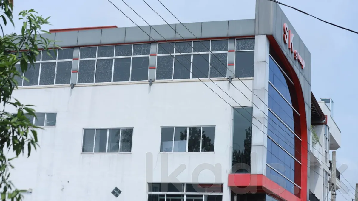 Commercial Building for Sale in Gampaha – Ganemulla photo 2