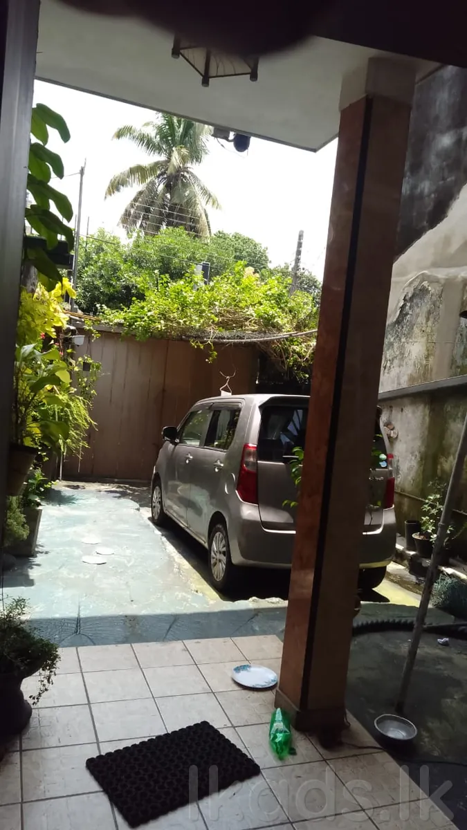 Piliyandala – 7.5 Perches – 2-Storey House for Sale photo 4