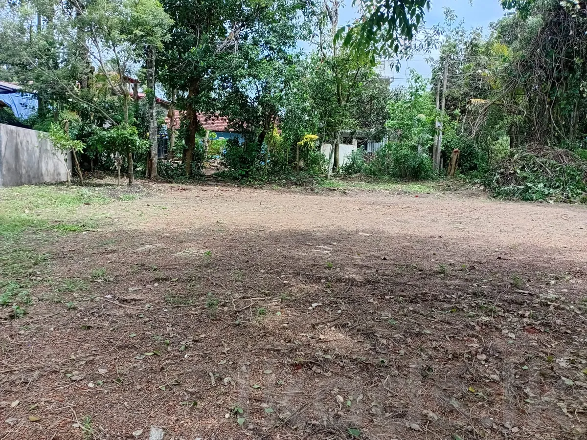 Gampaha – Ihalagama  23.5 Perches Land for Sale in Gampaha, Gampaha